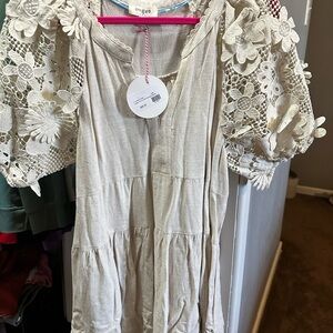 Umgee Cream Lace Sleeve Dress
